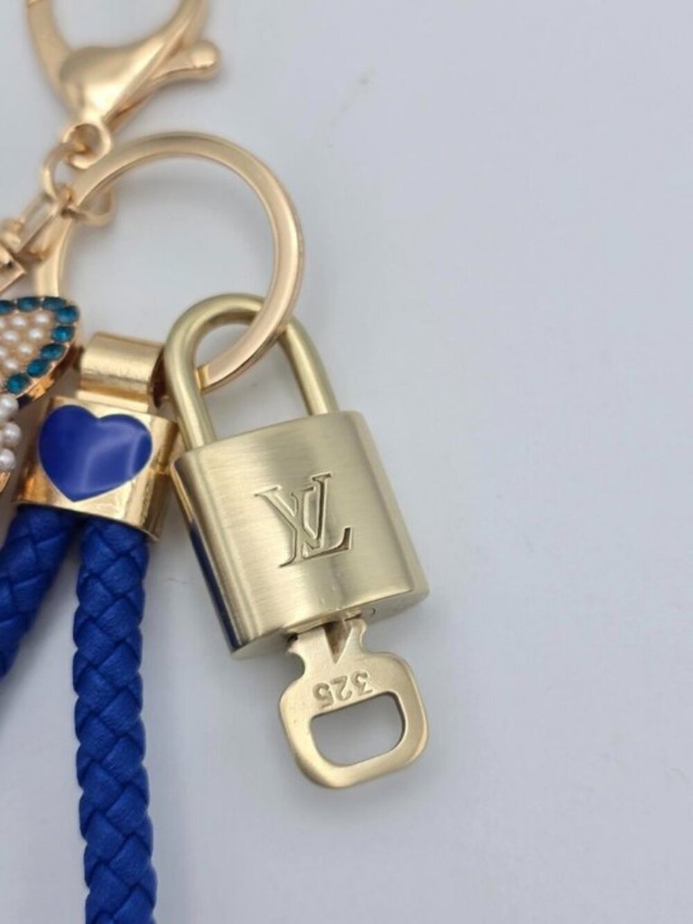 Louis Vuitton Gold Lock 🔑 Authentic LV Padlock + Unbranded Fox Head Bag Charm - Picture 4 of 8